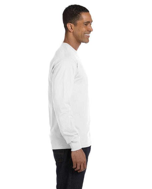 100 White Sweaters